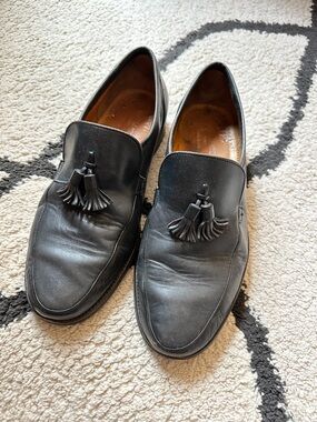 Men's Black Leather Tassel Slip-On Loafers - made in Italy
